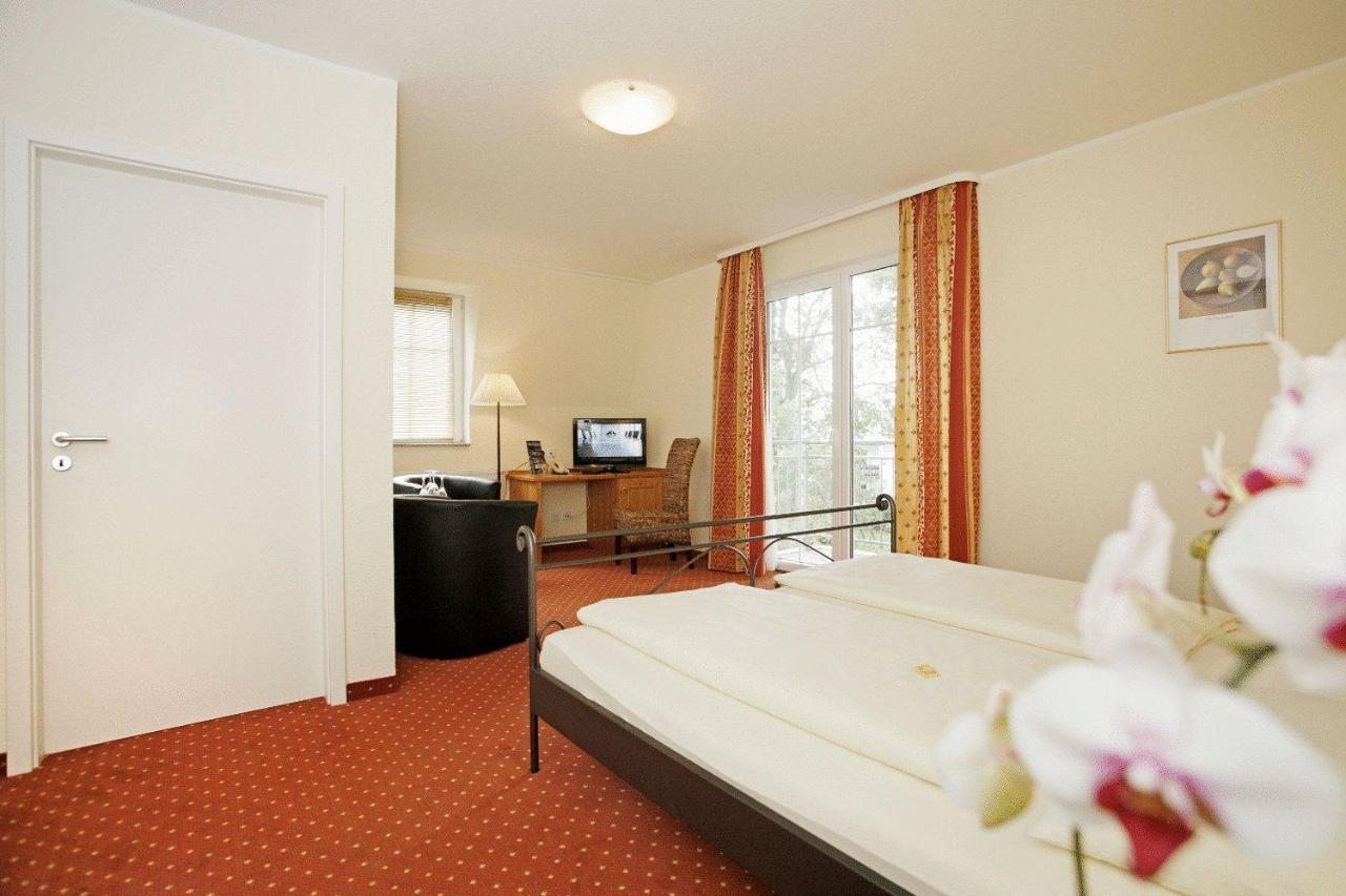Hotel Am Wallgraben Brilon Room photo
