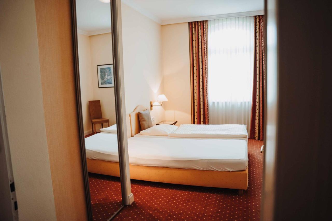 Hotel Am Wallgraben Brilon Room photo